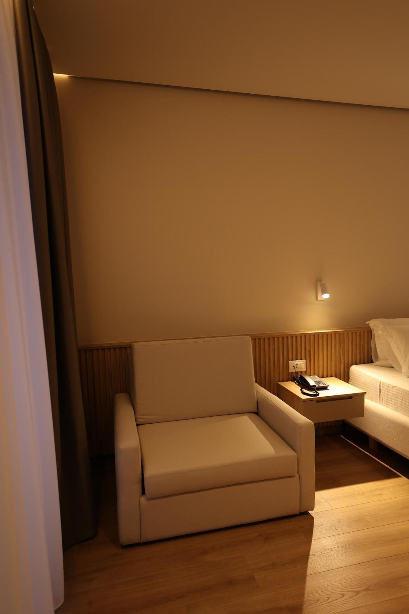 Amber Village Spille Bagian luar foto