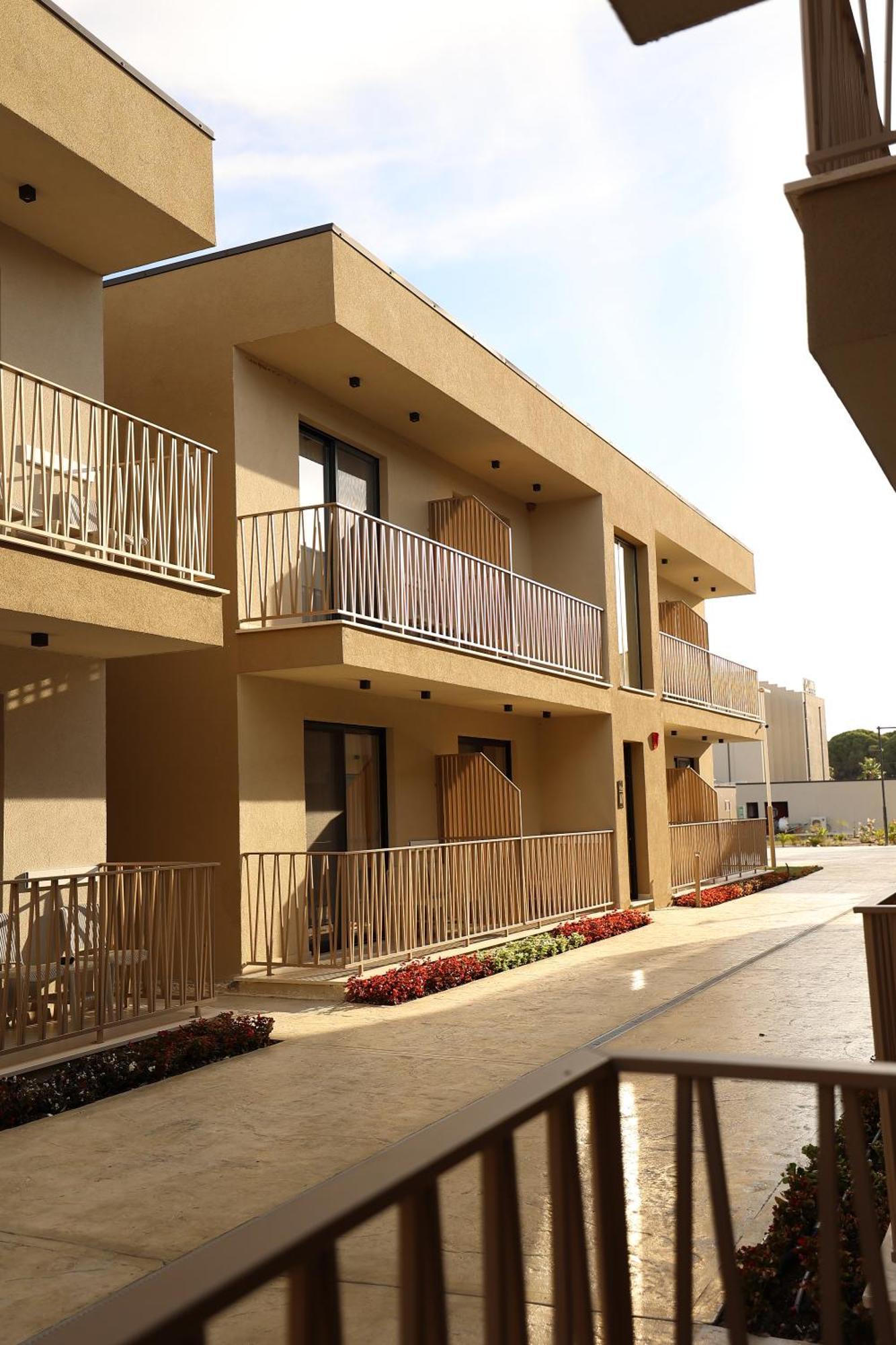 Amber Village Spille Bagian luar foto